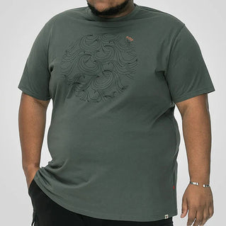 D555 Plus Size Circle Wave T-Shirt Khaki